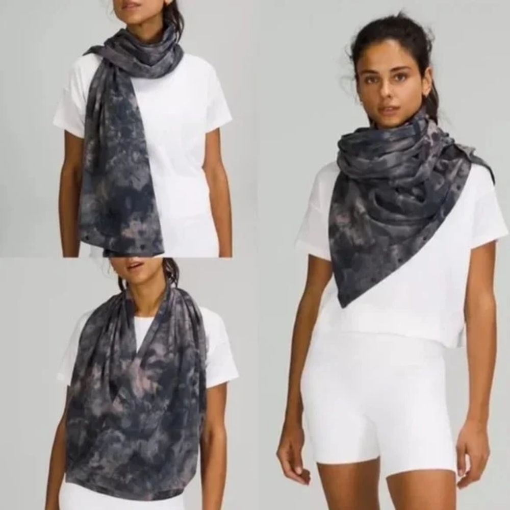 Lululemon Diamons Dye Scarf - Picture 2 of 2